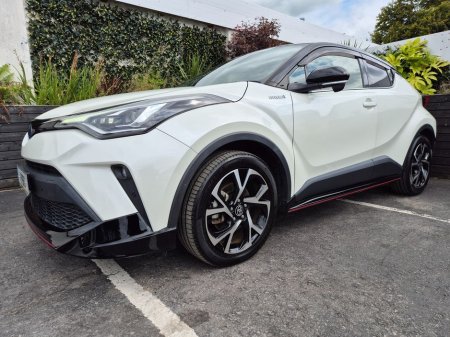 2020 Toyota C-HR 1.8 HYBRID / SOL G-PACK / TOP SPEC / TAX €160