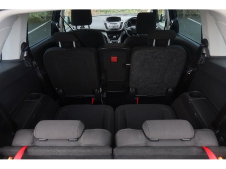 2015 Ford Grand C-Max 1.5 TDCI ZETEC 120 120PS 5DR €7,500 thumbnail