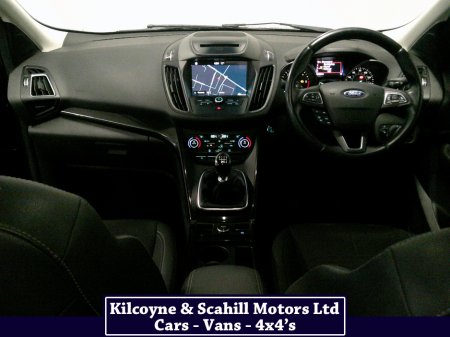 2017 Ford Kuga 2.0 TDCI TITANIUM 2WD 150 150PS 5DR thumbnail