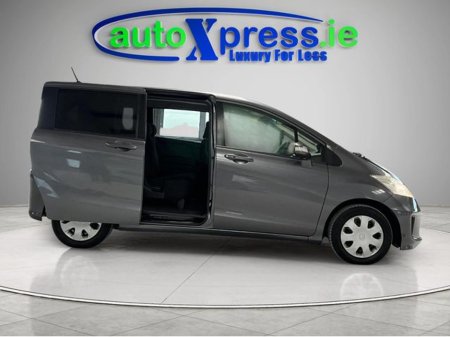 2016 Honda Freed 7 SEATER 1.5 Petrol Auto, Reversing camera €13,495 thumbnail
