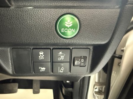 2018 Honda Fit - thumbnail 17