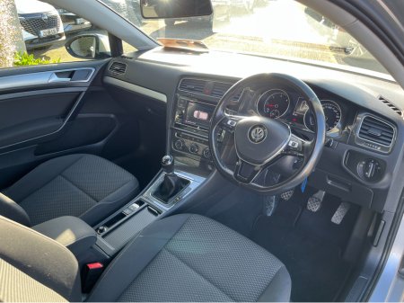 2019 Volkswagen Golf - thumbnail 12