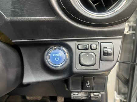 2014 Toyota Aqua - thumbnail 16