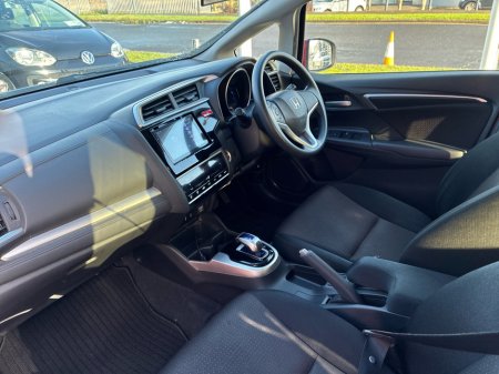 2016 Honda Fit 1.5L Petrol Hybrid Automatic €11,950 thumbnail