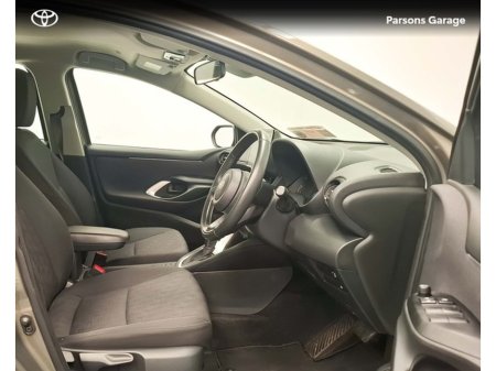 2024 Toyota Yaris - thumbnail 11