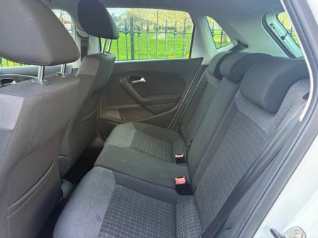 2016 Volkswagen Polo - thumbnail 10