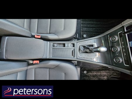 2018 Volkswagen Golf 1.2 TSI 5 DOOR AUTOMATIC - LOW MILEAGE €19,950 thumbnail