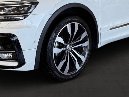 2020 Volkswagen Tiguan - thumbnail 10