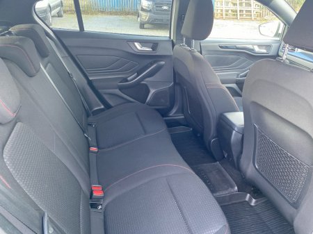 2023 Ford Focus ST Line..Parking Pack/ Winter pack €25,950 thumbnail