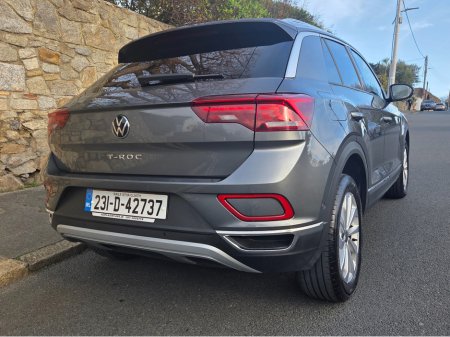 2023 Volkswagen T-Roc - thumbnail 7