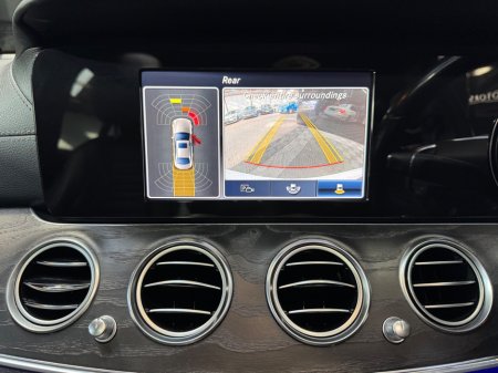 2016 Mercedes-Benz E Class - thumbnail 19