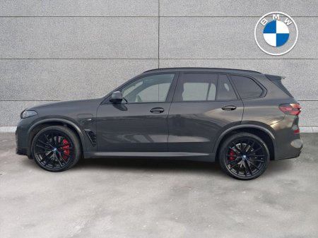 2025 BMW X5 xDrive50e M Sport