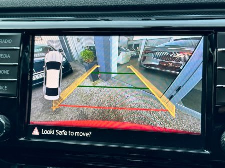 2017 Skoda Superb - thumbnail 29