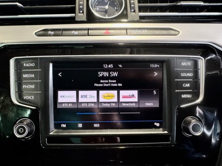 2017 Volkswagen Passat - thumbnail 12