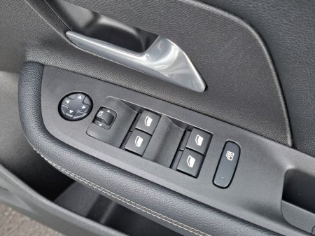 2022 Opel Mokka - thumbnail 33