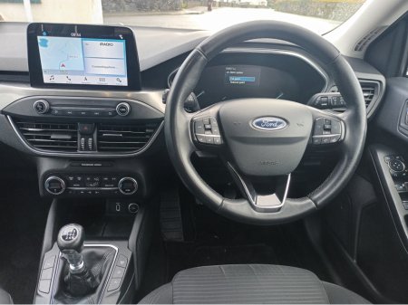 2019 Ford Focus - thumbnail 13