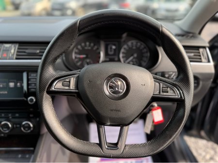 2016 Skoda Octavia - thumbnail 23