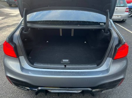 2017 BMW 5 Series 530e M-SPORT COMPETITION 2.0 * HUGE SPEC * // FULL SERVICE HISTORY // LOW MILEAGE // OPENING SUNROOF // MASSAGE LEATHER SEATS €27,900 thumbnail