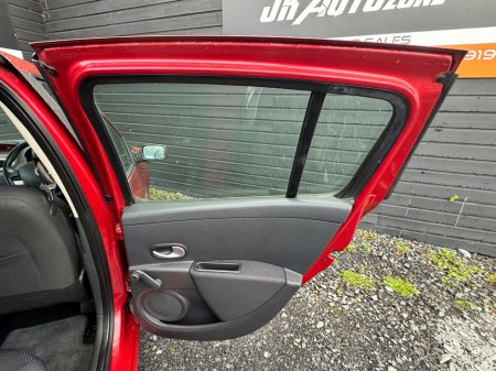 2007 Renault Clio - thumbnail 15