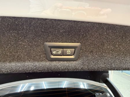 2019 BMW 3 Series - thumbnail 36