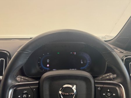 2022 Volvo XC40 BEV 231hp Plus €27,950 thumbnail