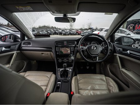 2017 Volkswagen Golf 2017 VW Golf 1.2tsi HIGHLINE/High spec/1yr warrant €16,888 thumbnail