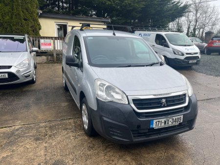2017 Peugeot Partner - €7,950