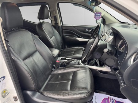 2018 Nissan Navara - thumbnail 10