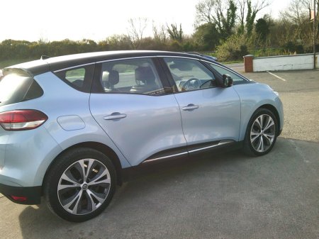 2017 Renault Scenic - thumbnail 4