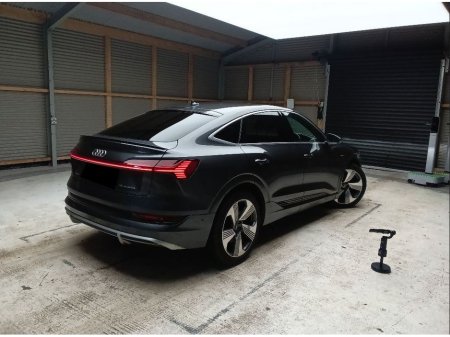 2022 Audi e-tron S LINE 55 QUATTRO SPORTBACK // 95 KwH BATTERY €35,950