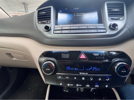 2016 Hyundai Tucson - thumbnail 11