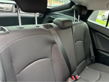 2020 Toyota Prius 1.8 HYBRID AUTO LOW KMS €17,950 thumbnail