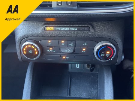 2020 Ford Focus ZETEC 1.0cc FREE DELIVERY €17,750 thumbnail