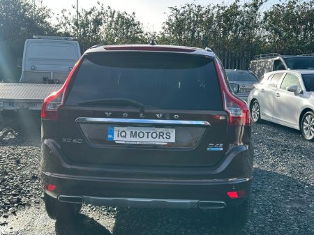 2016 Volvo XC60 - thumbnail 5