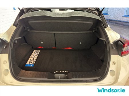 2023 Nissan Juke HYBRID 1.6 N-DESIGN 2T €25,995 thumbnail