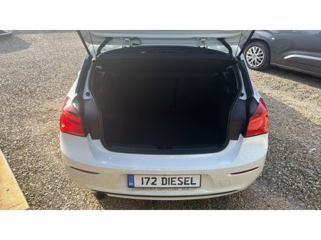 2017 BMW 1 Series - thumbnail 8