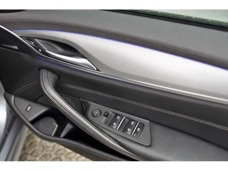 2018 BMW 5 Series - thumbnail 14