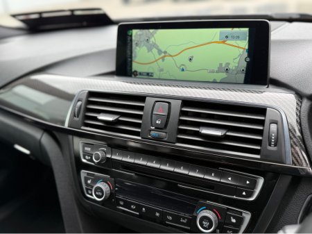 2015 BMW M4 - thumbnail 16