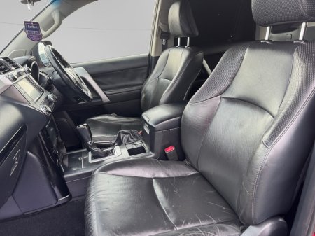 2016 Toyota Landcruiser - thumbnail 10