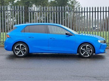 2025 Opel Astra ELEGANCE 1.2TURBO 110BHP **REVERSING CAMERA** €29,950 thumbnail