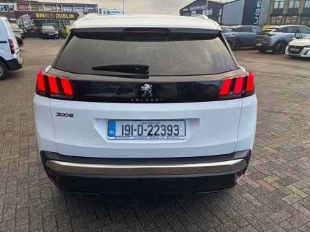 2019 Peugeot 3008 1.2 PureTech 130bhp Allure €18,950 thumbnail