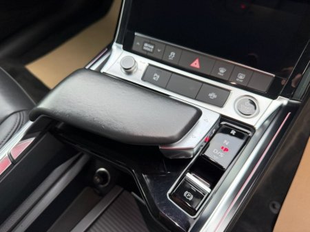 2022 Audi e-tron - thumbnail 32