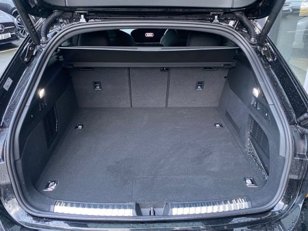 2025 Audi A5 Avant TFSi-e S-Line Quattro Auto €61,900 thumbnail