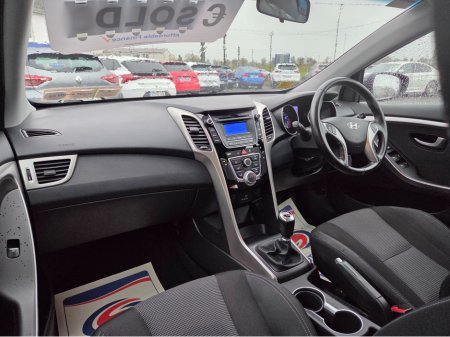 2015 Hyundai i30 - thumbnail 13