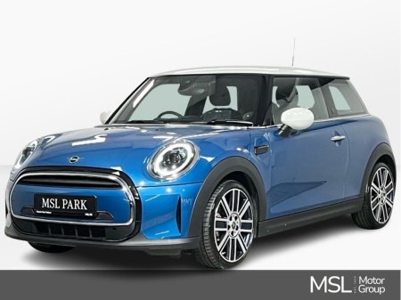 2024 MINI Hatch Exclusive Automatic - Parking Sensors - Climate Control - Heated Seats - Keyless Start - Apple CarPlay/Android Auto