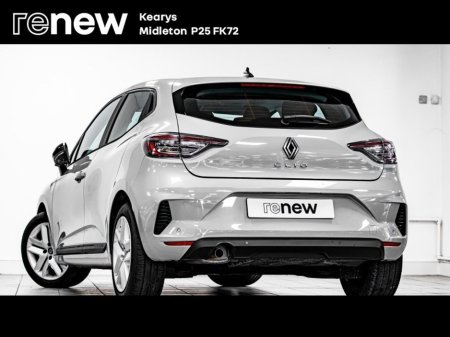 2025 Renault Clio - view 3