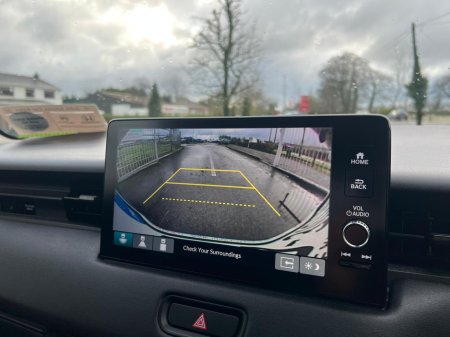 2025 Honda HR-V HR-V 1.5i-MMD e:HEV Elegance €39,950 thumbnail