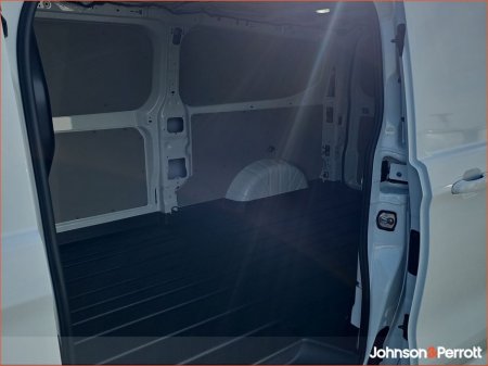 2026 Ford Transit Custom Limited Long Wheelbase €36,950 thumbnail