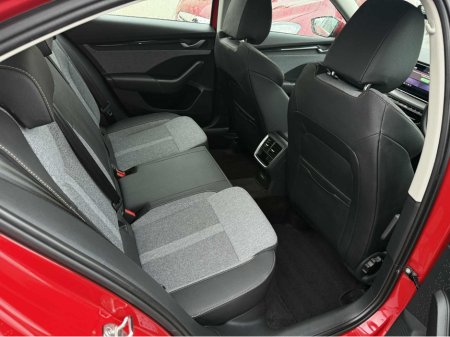 2025 Skoda Octavia SE+ 2.0 TDI 150HP DSG €41,500 thumbnail