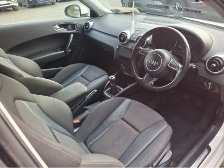 2011 Audi A1 1.6 TDI 105 SPORT 3DR €4,500 thumbnail